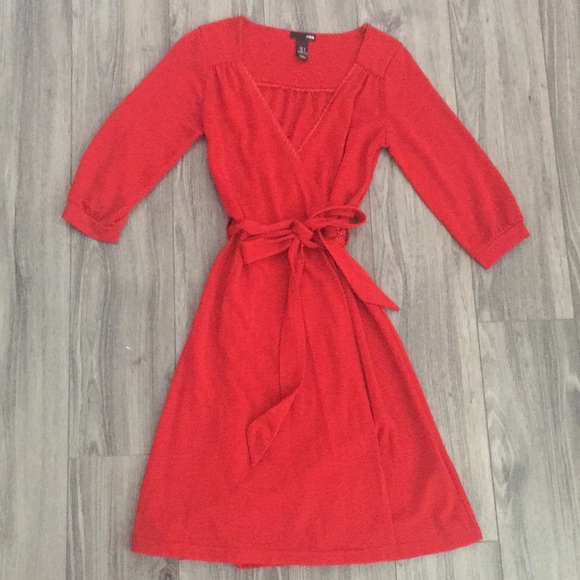 H&M Dresses & Skirts - H&M wrapped dress